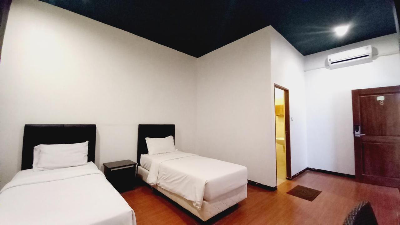 לבואן באג'ו Dc Hotel & Hostel מראה חיצוני תמונה