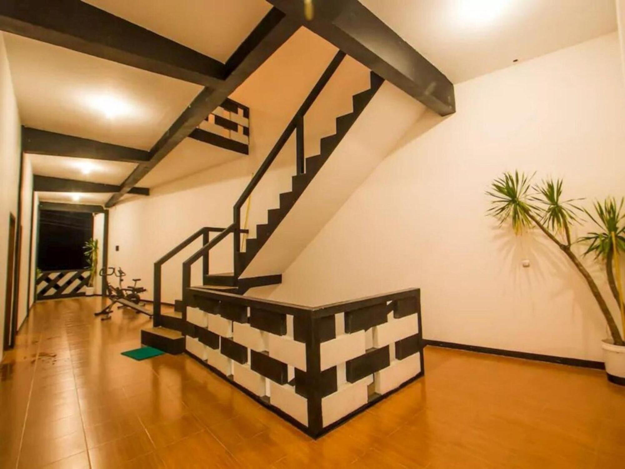 לבואן באג'ו Dc Hotel & Hostel מראה חיצוני תמונה